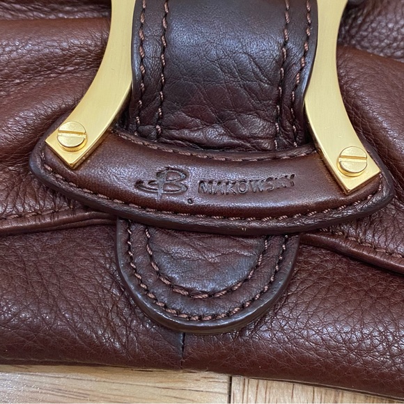 B. Makowsky 100% Genuine Leather Brandy Convertible Envelope Clutch Shoulder Bag - Picture 8 of 14